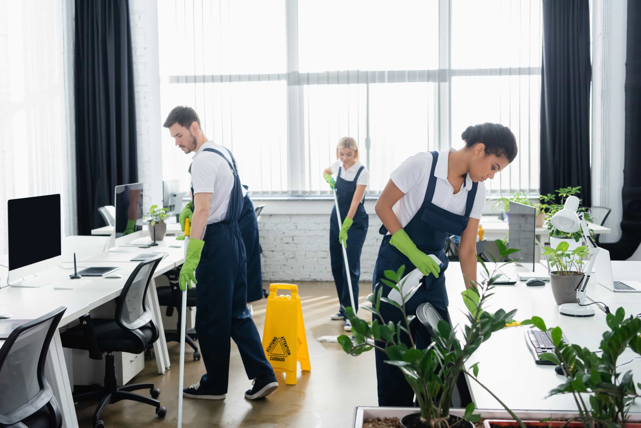weekend and overnight cleaning services